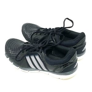 Adidas Women Training Shoes_Size 6_Good Condition